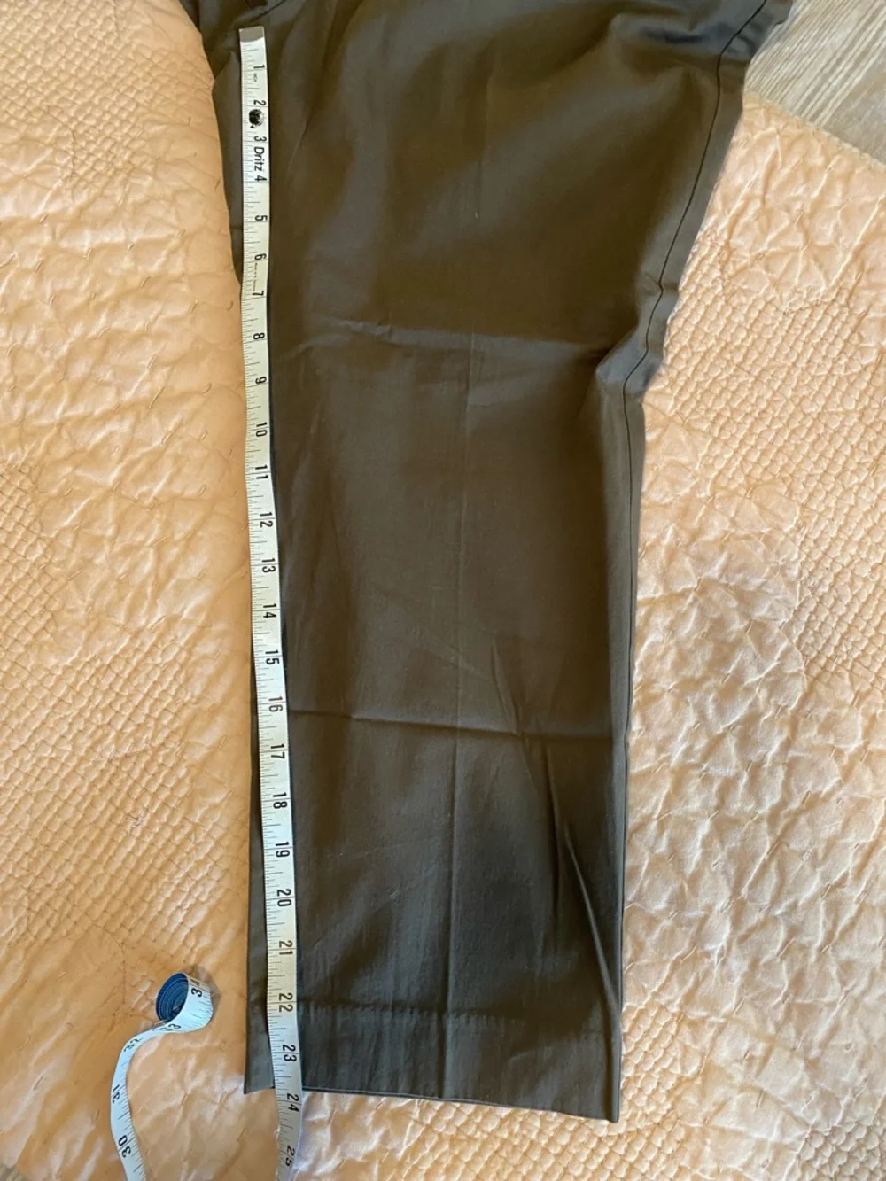 LOFT Outlet Dark Khaki Lightweight Cropped Dress Pants, Women’s Size 14 Petite - Picture 3 of 6